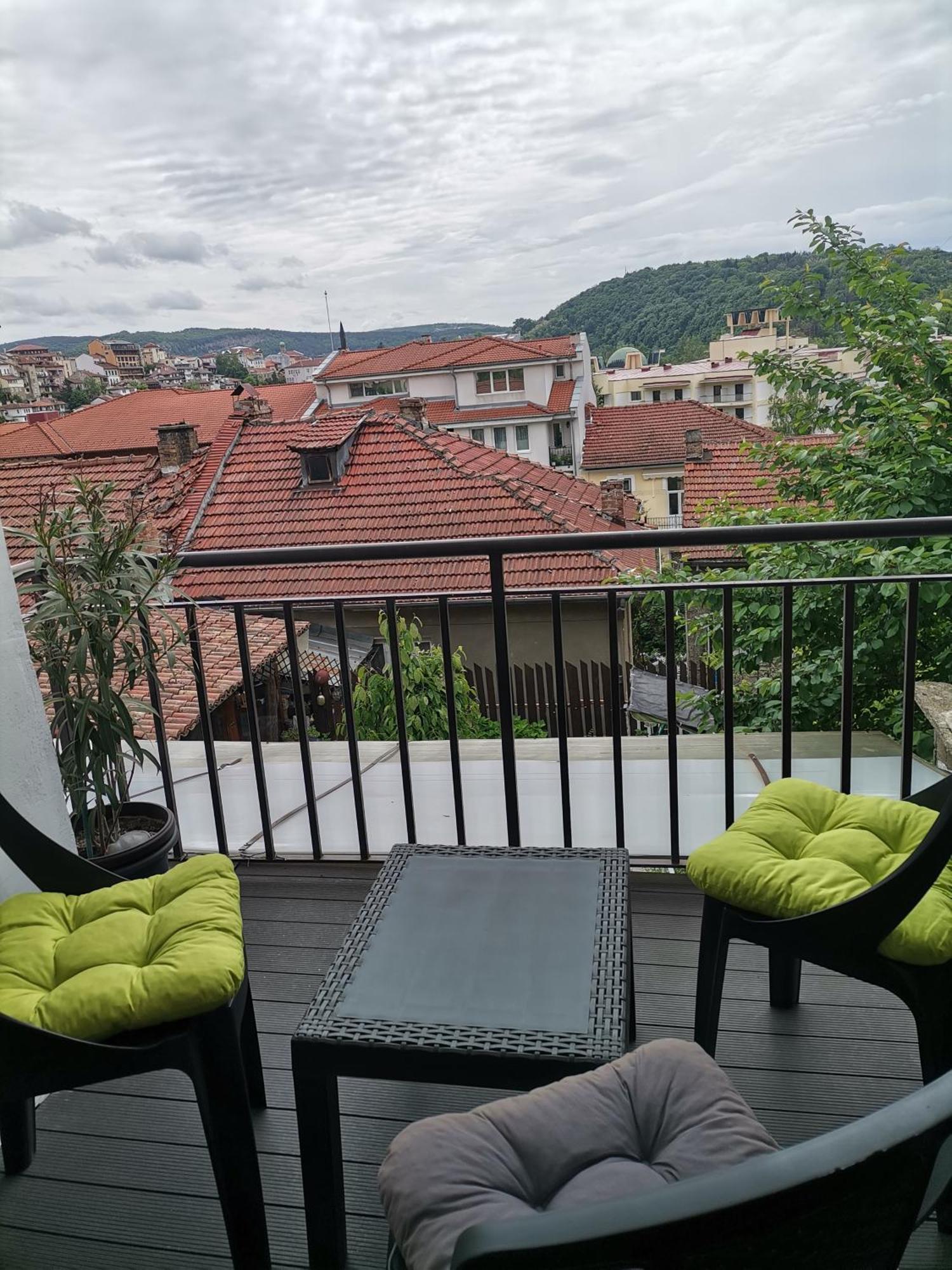 Аврамов Дом - Етаж От Къща Apartment Veliko Tarnovo Exterior photo